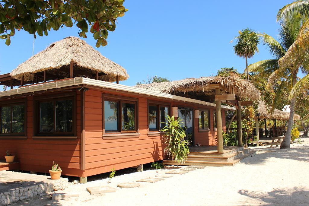 Coral Beach Village Resort Útila Exterior foto